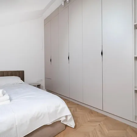 公寓 Rabienska Urban Elegance By Bookinghost 罗兹