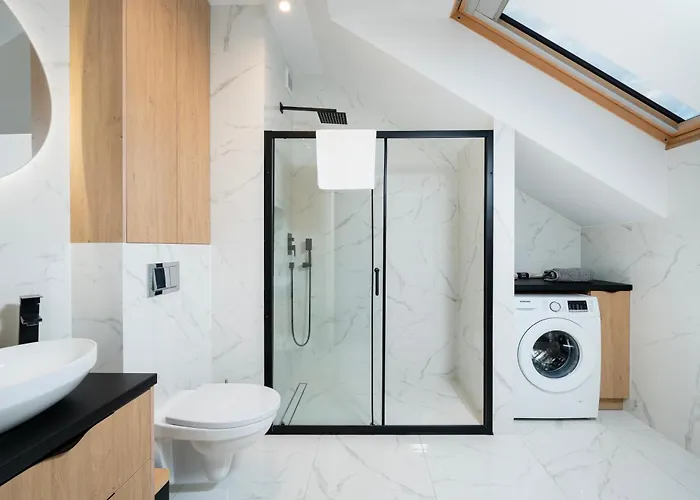 Rabienska Urban Elegance By Bookinghost